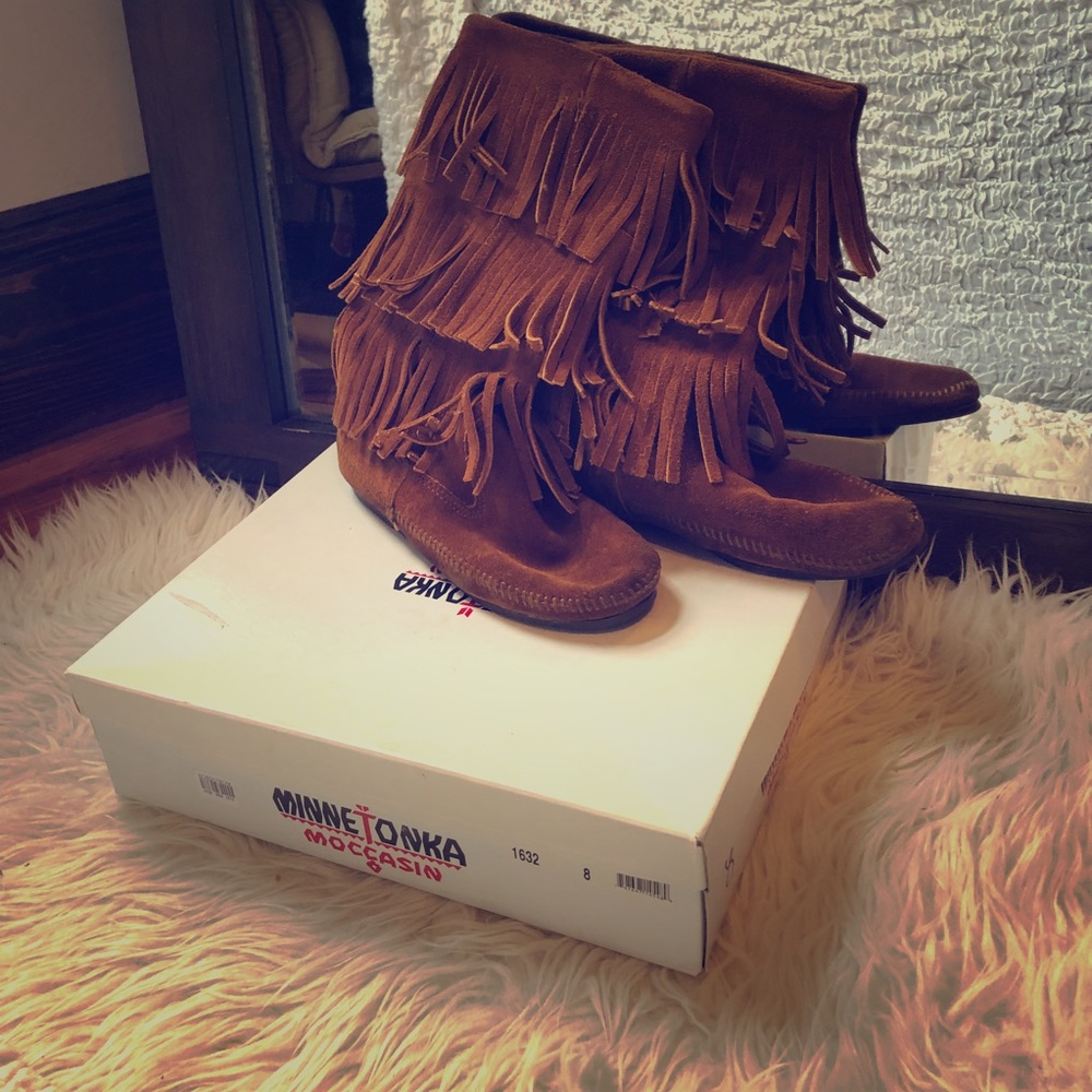 Minnetonka Fringe Cognac boots - Picture 4 of 8